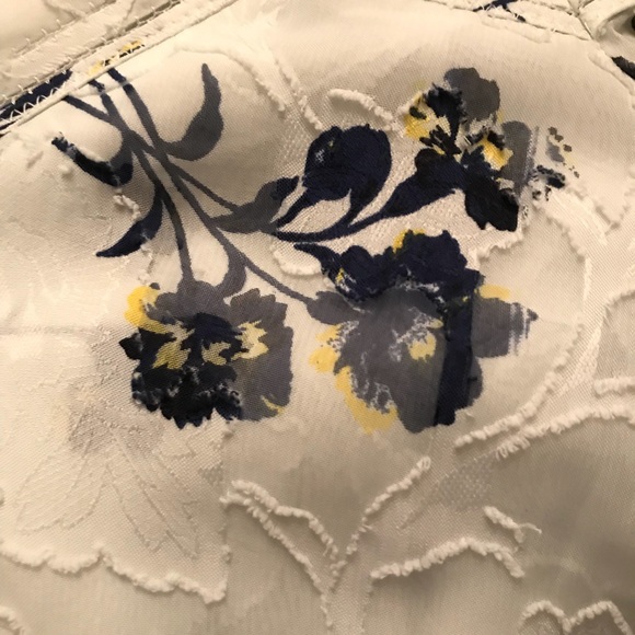 LUCKY BRAND | Floral Print Cold-Shoulder Top - Picture 5 of 6